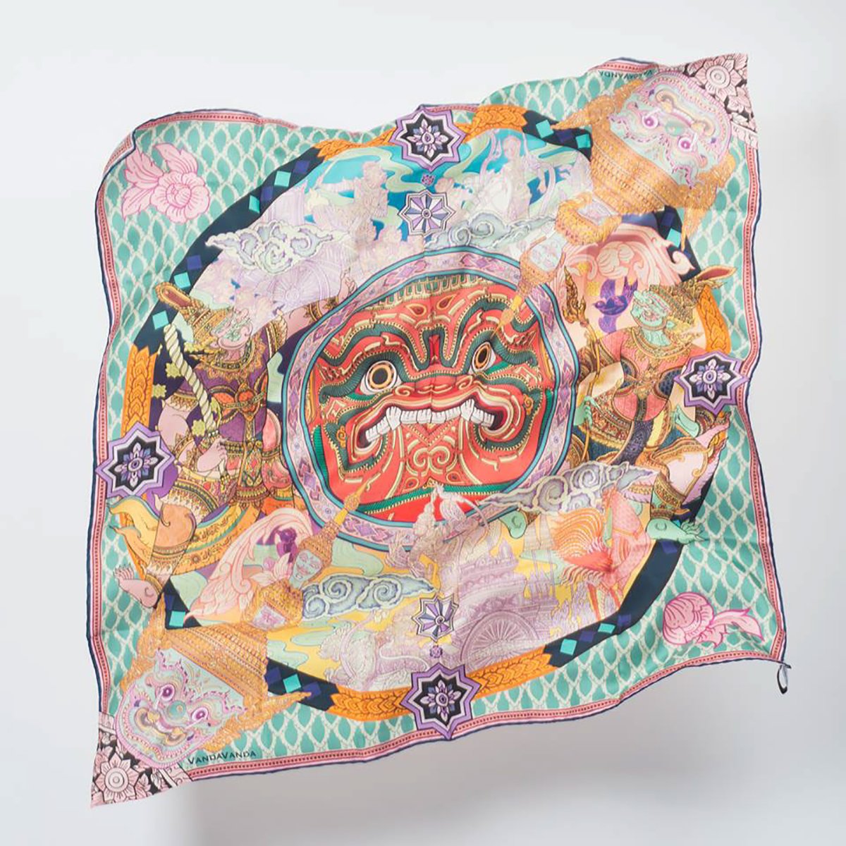 深圳品牌設(shè)計(jì)  深圳品牌策劃  Vandavanda圍巾品牌形象設(shè)計(jì)  插畫展示