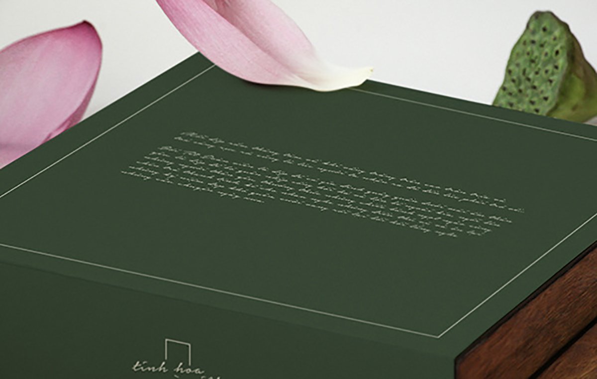 高端月餅品牌包裝設(shè)計(jì)案例，品牌設(shè)計(jì)，品牌包裝設(shè)計(jì)，高端品牌設(shè)計(jì)，月餅包裝設(shè)計(jì)，月餅品牌包裝案例，深圳品牌設(shè)計(jì)，左右格局