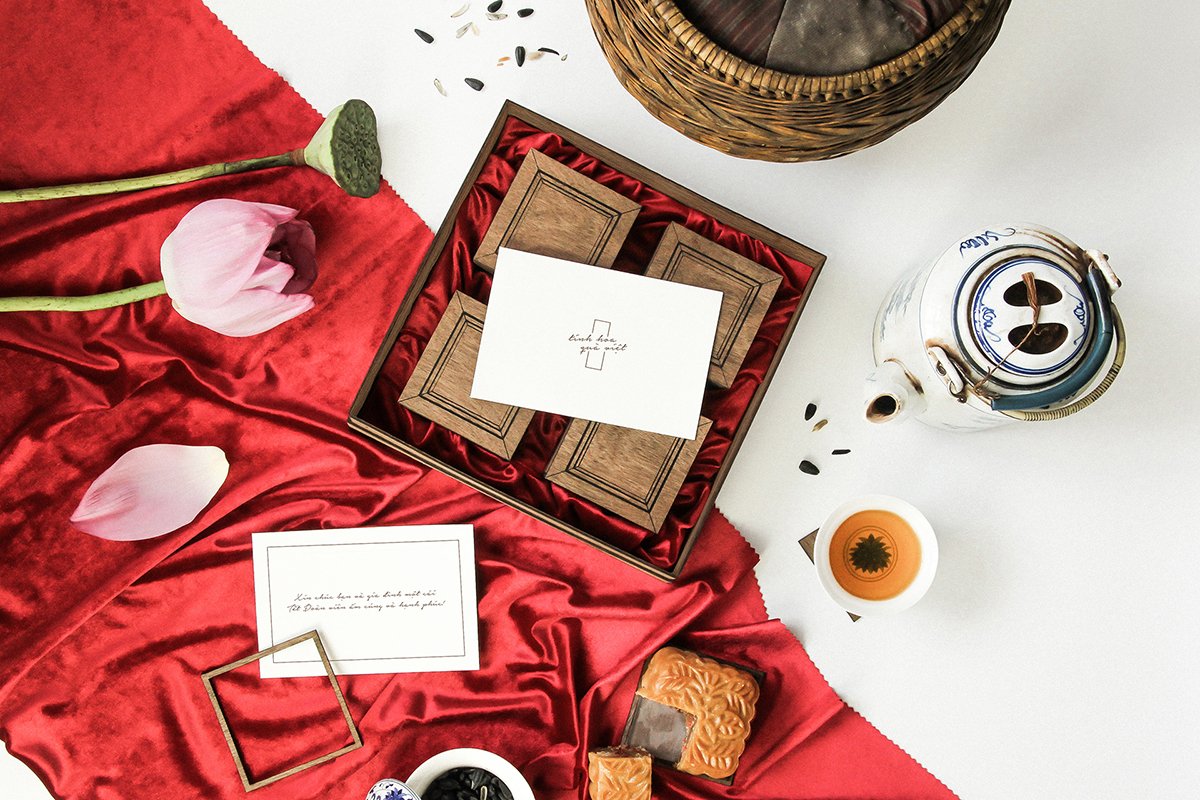 高端月餅品牌包裝設(shè)計(jì)案例，品牌設(shè)計(jì)，品牌包裝設(shè)計(jì)，高端品牌設(shè)計(jì)，月餅包裝設(shè)計(jì)，月餅品牌包裝案例，深圳品牌設(shè)計(jì)，左右格局