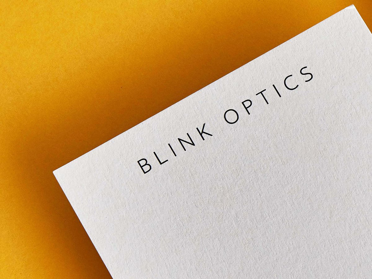 時尚品牌 Blink 眼鏡店品牌設計和個性化品牌調性的定位，時尚品牌設計，時尚品牌形象設計，品牌形象整合，飾品品牌設計，品牌營銷，品牌戰略定位，品牌設計公司，品牌策劃公司，深圳品牌策劃，深圳品牌設計，左右格局