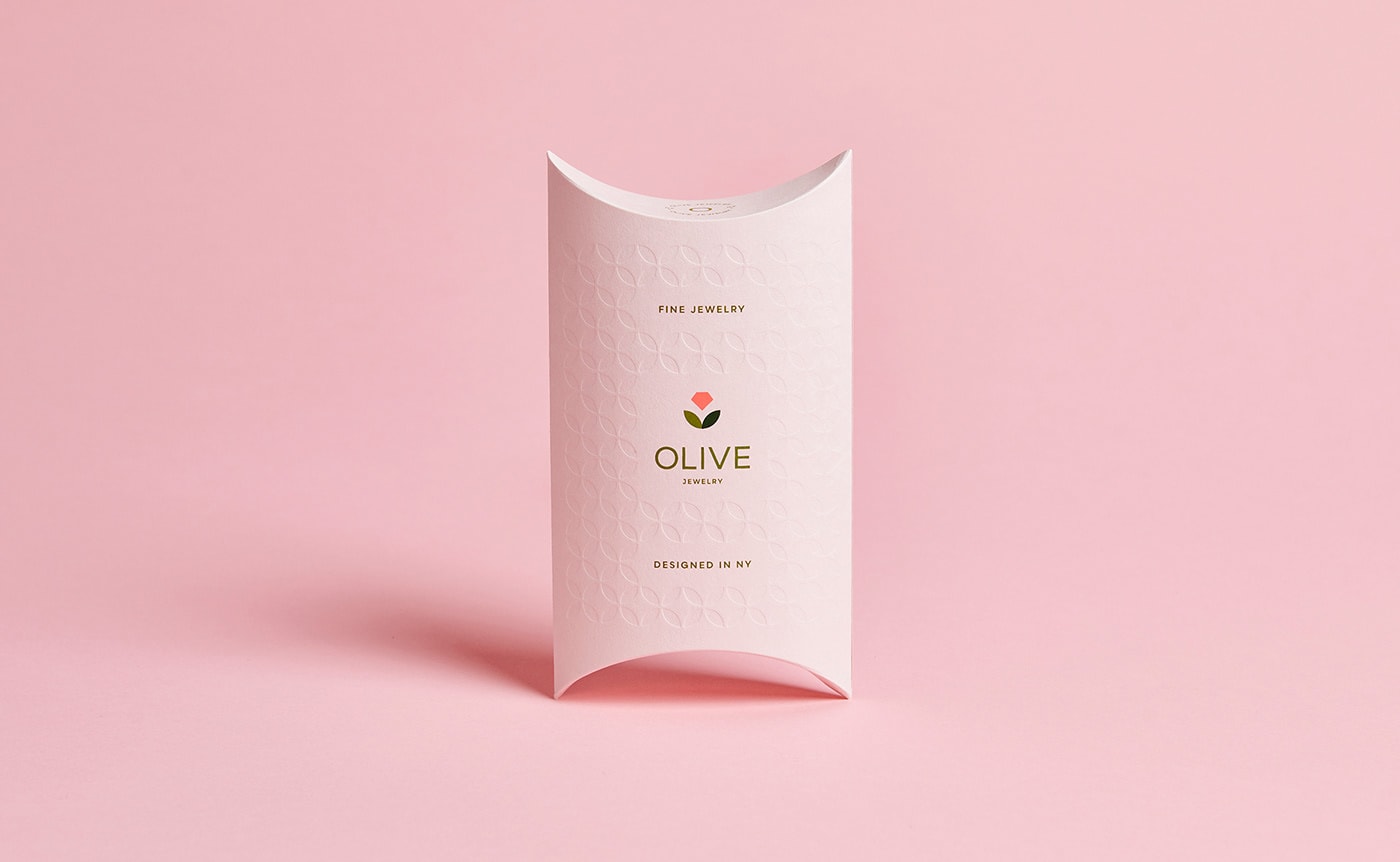 Olive高級(jí)奢華珠寶創(chuàng)業(yè)公司品牌戰(zhàn)略定位案例，珠寶品牌設(shè)計(jì)，網(wǎng)站設(shè)計(jì)，品牌設(shè)計(jì)公司，品牌戰(zhàn)略定位，左右格局